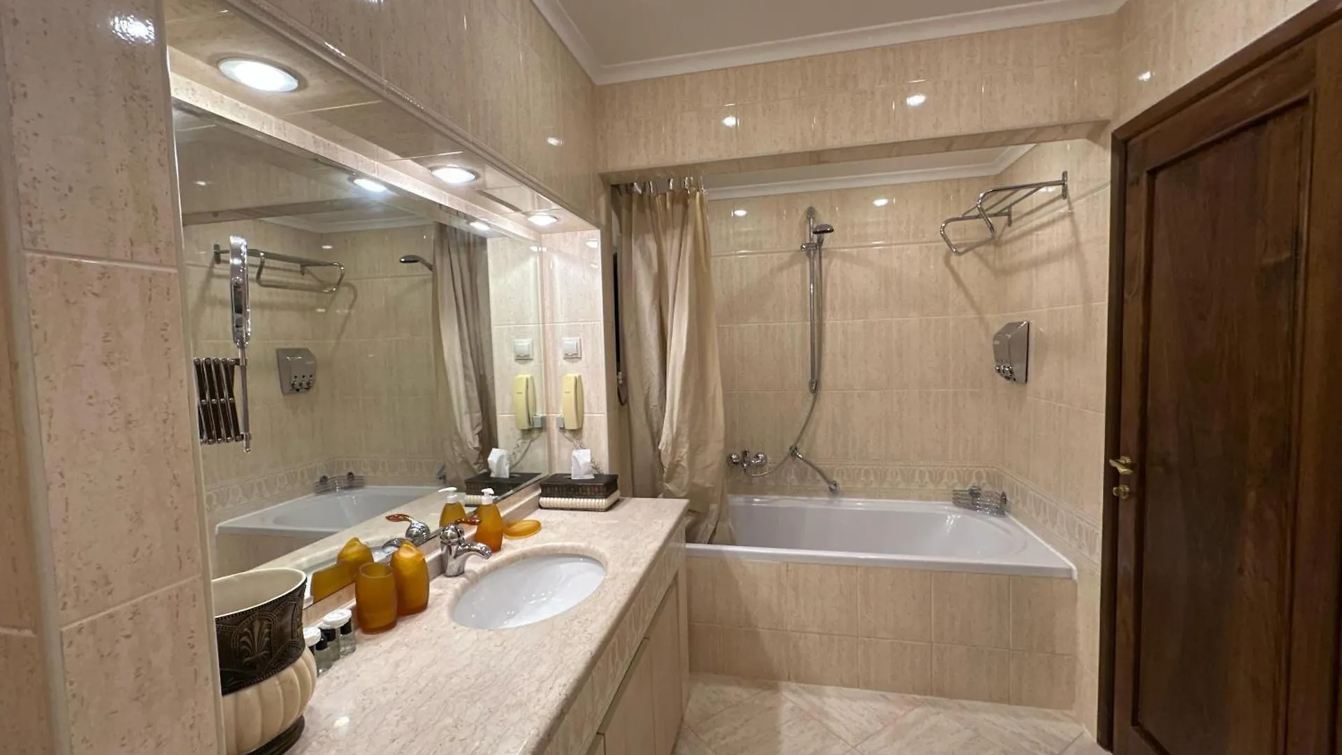 Caspian Sea View Apartment By Bakuapart Azerbaijan